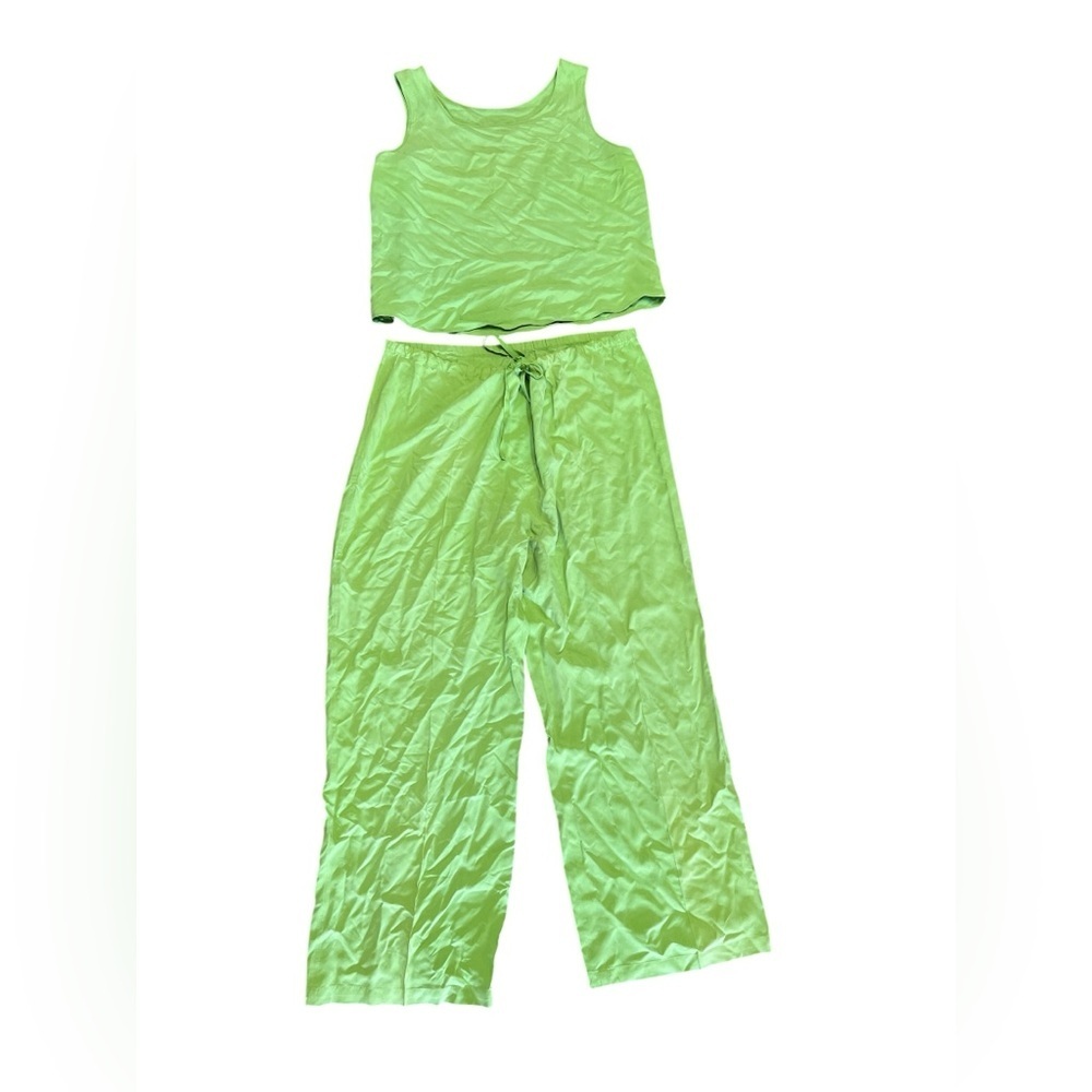 Green two piece pant and tank top lounge set